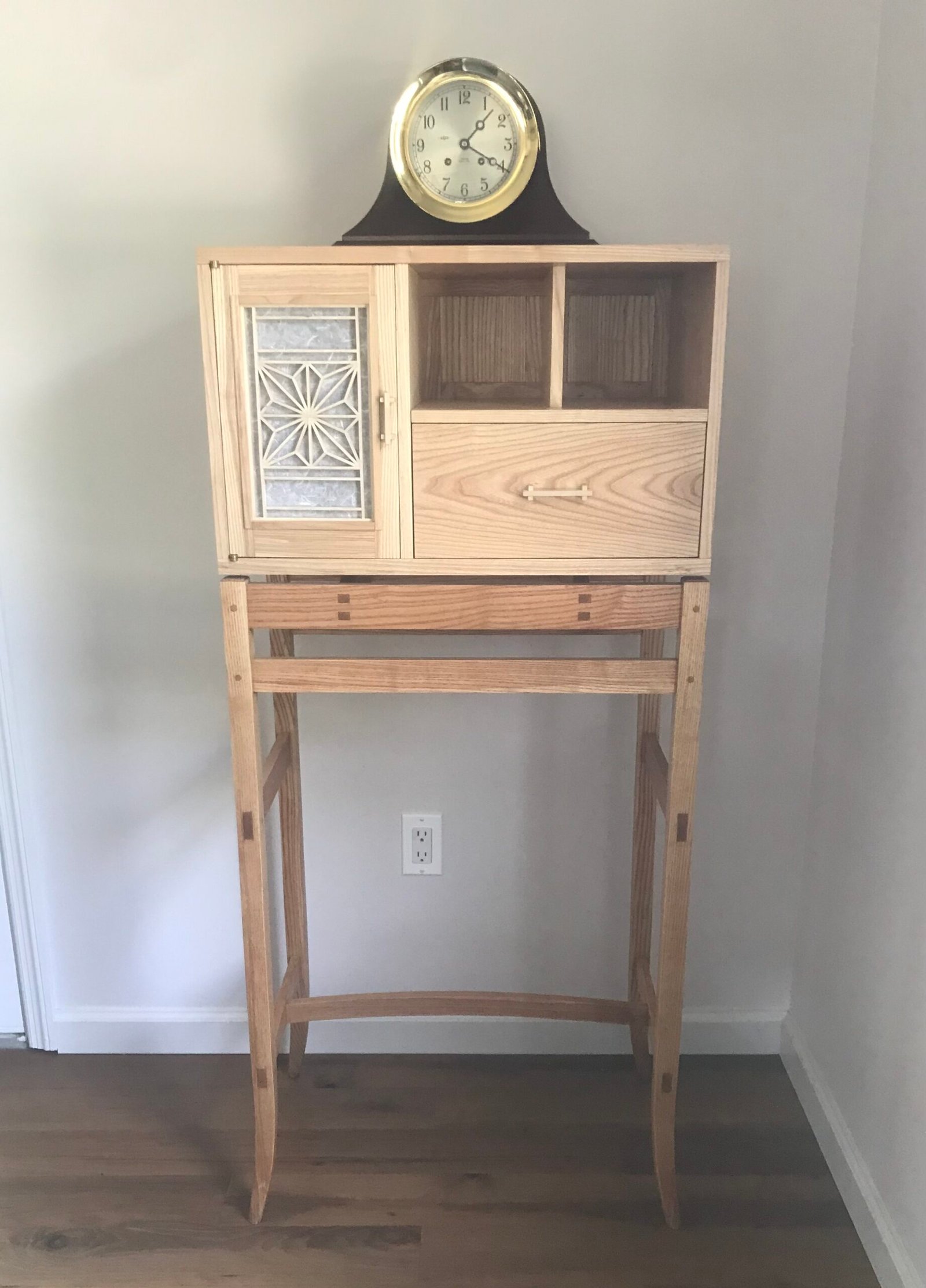 standing cabinet